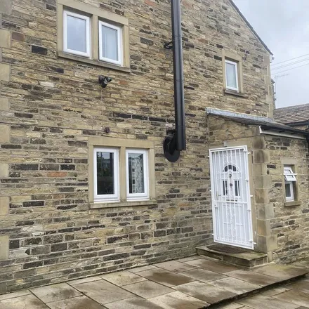 Rent this 2 bed house on Stockhill Fold in Bradford, BD10 9AY