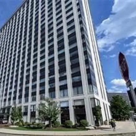 Image 2 - Gateway Towers, 320 Fort Duquesne Boulevard, Pittsburgh, PA 15222, USA - Condo for sale