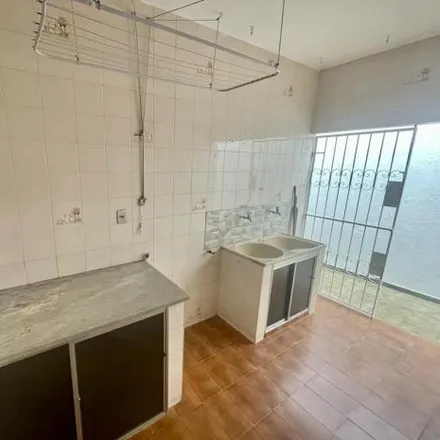 Rent this 4 bed house on Rua Juiz de Fora in Jardim Andere, Varginha - MG