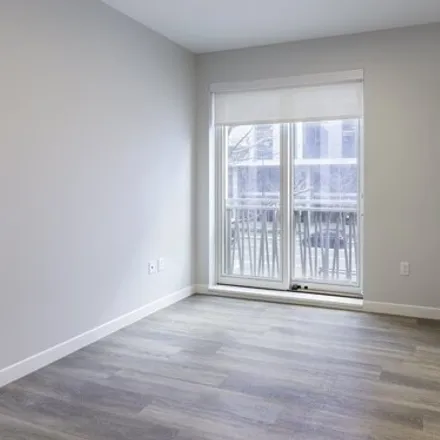 Image 3 - 50 Rogers Street, Cambridge, MA 02142, USA - Apartment for rent