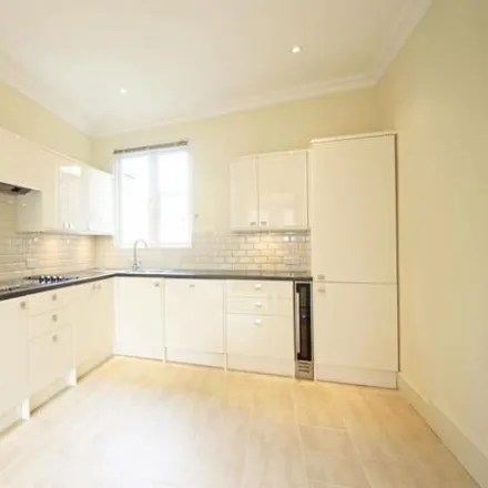 Rent this 3 bed apartment on Thirsk Road in London, SW11 5SU