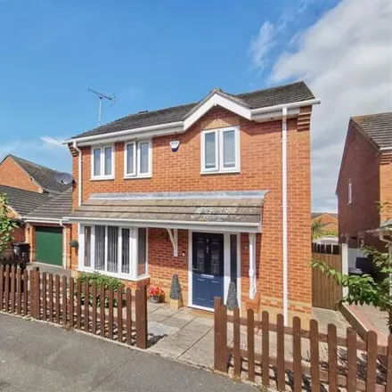 Buy this 3 bed house on Rodney Close in Hilton, DE65 5FL