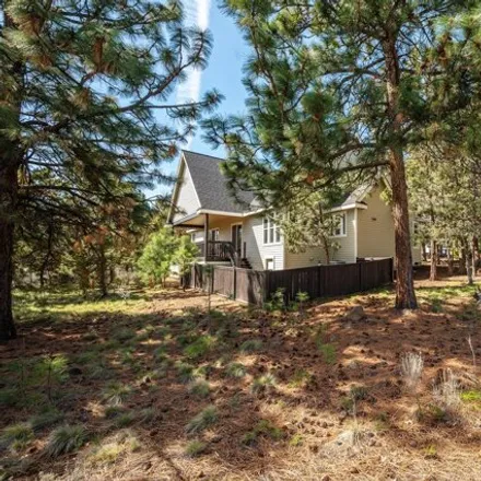 Image 8 - Northwest Summit Drive, Bend, OR 97703, USA - House for sale