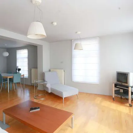 Rent this 2 bed apartment on Boulevard Emile Jacqmain - Emile Jacqmainlaan 99 in 1000 Brussels, Belgium