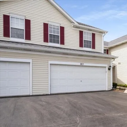 Buy this 3 bed house on 998 Moultrie Court in Naperville, IL 60563