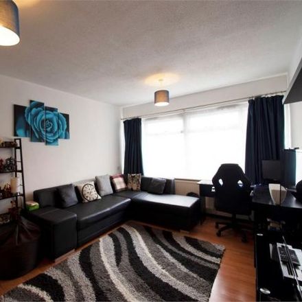 Rent this 1 bed apartment on Gale Close in London, CR4 3FW
