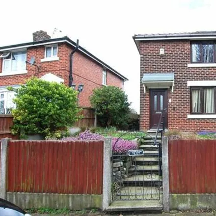 Buy this 3 bed duplex on Sycamore Crescent in Ashton-under-Lyne, OL6 8PS