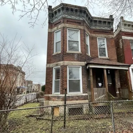 Buy this studio house on 6401 South Bishop Street in Chicago, IL 60636