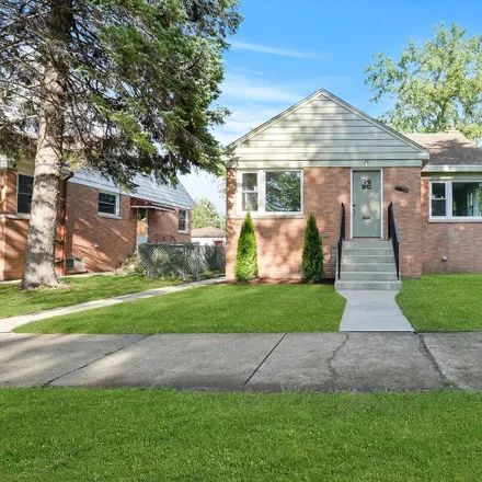 Buy this 2 bed house on 3307 Madison Avenue in Brookfield, IL 60513