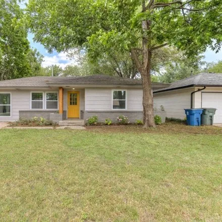 Buy this 3 bed house on 141 Colcord Avenue in Edmond, OK 73034