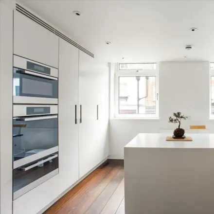Image 3 - Beaumont Street, Camden, Great London, W1g - Townhouse for sale