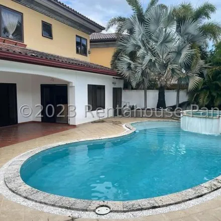 Rent this 3 bed house on Avenida de la Rotonda in Parque Lefevre, Panamá