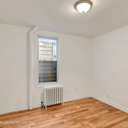 Image 7 - 396 Jewett Avenue, New York, NY 10302, USA - Apartment for rent