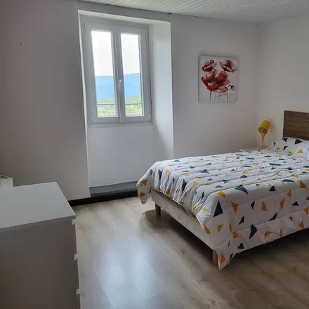 Rent this 2 bed apartment on 48110 Moissac-Vallée-Française