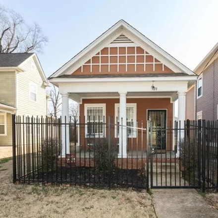 Buy this 2 bed house on 840 Woodlawn Street in Memphis, TN 38107