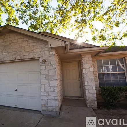Rent this 3 bed duplex on Chisholm Valley