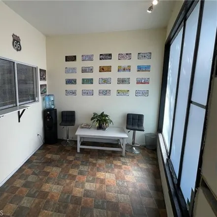 Image 3 - West Florence Avenue, Los Angeles, CA 90305, USA - House for sale