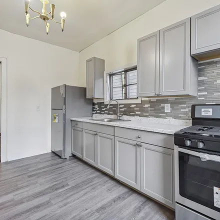 Rent this 3 bed apartment on 392 Fairmount Avenue in Bergen Square, Jersey City