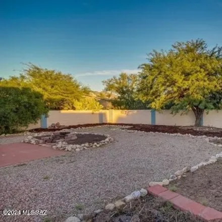 Buy this 3 bed house on 3301 West Millwheel Lane in Pima County, AZ 85741