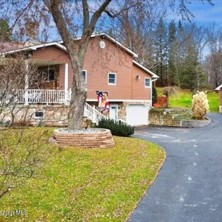 Image 9 - 33 Country Club Road, Scott, Scott Township, PA 18433, USA - House for sale