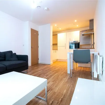 Rent this 1 bed apartment on Michigan Point Tower A in 9 Michigan Avenue, Salford