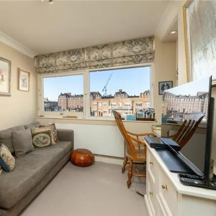 Image 7 - Ranelagh House, 3-5 Elystan Place, London, SW3 3LA, United Kingdom - Apartment for sale