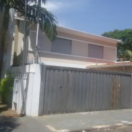 Buy this 5 bed house on Rua São Sebastião 1453 in Centro, São Carlos - SP