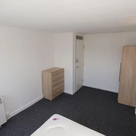 Rent this 4 bed apartment on Bakersfield in London, N7 0DQ