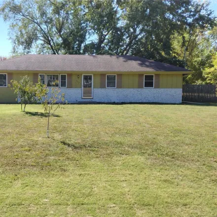Buy this 4 bed house on 899 Park Avenue in Garden City, Cass County