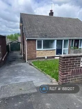 Rent this 3 bed duplex on Springfield Avenue in Pontefract, WF8 2EB