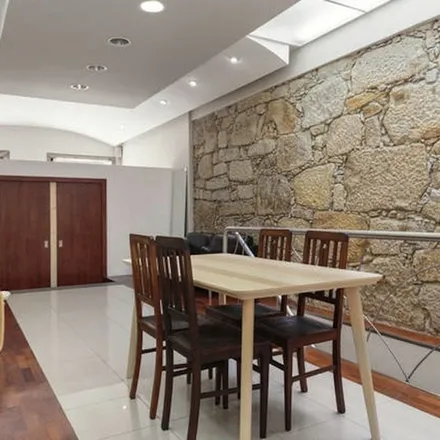 Rent this 3 bed apartment on Coupage in Travessa de Cedofeita 51, 4050-183 Porto