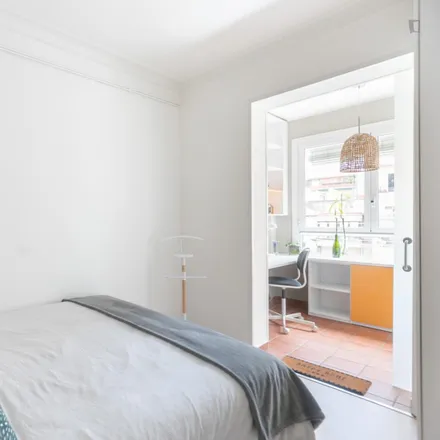 Rent this 3 bed apartment on Carrer de Muntaner in 486, 08001 Barcelona