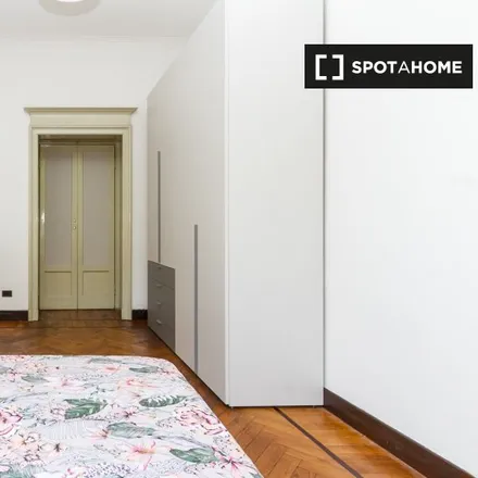Rent this 5 bed room on Viale Regina Giovanna in 37, 20129 Milan MI