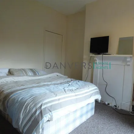 Image 4 - Grasmere Street, Leicester, LE2 7PT, United Kingdom - Townhouse for rent