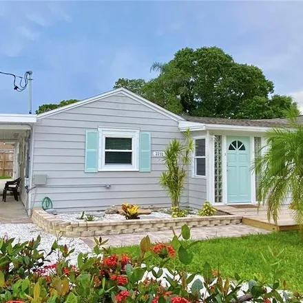 Buy this 4 bed house on 2233 Hively Street in Sarasota County, FL 34231