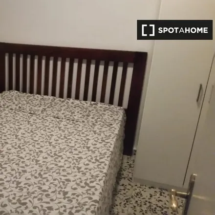 Rent this 3 bed room on Madrid in Calle de la Sierra Morena, 30