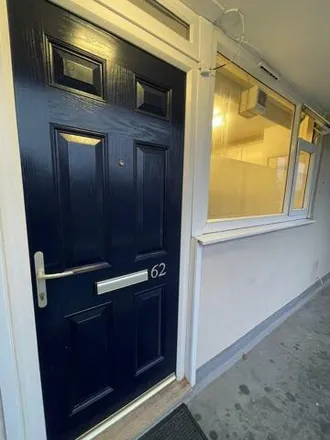Image 6 - Raynham House, Harpley Square, London, E1 4EB, United Kingdom - Apartment for rent
