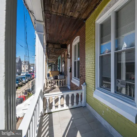 Image 4 - 921 Birch Street, Reading, PA 19604, USA - Townhouse for sale