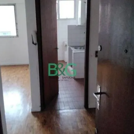 Rent this 1 bed apartment on Auto Escola Fortaleza in Rua Tabatinguera 455, Glicério