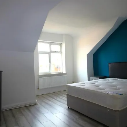 Rent this 1 bed room on St Peters Road in Leicester, LE2 1DF