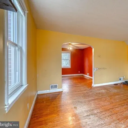 Image 5 - 2900 Glendale Avenue, Baltimore, MD 21234, USA - Duplex for sale