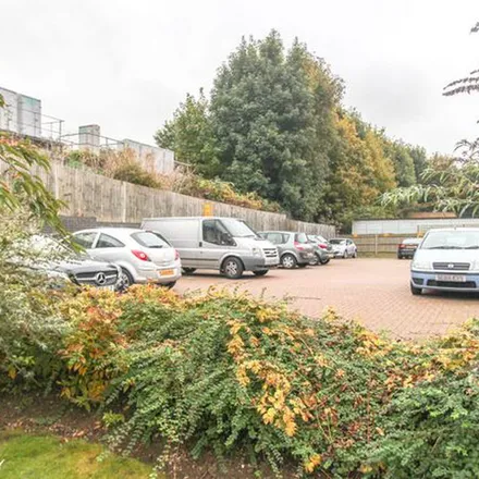 Rent this 2 bed apartment on 155-159 Queens Road in North Watford, WD17 2HA