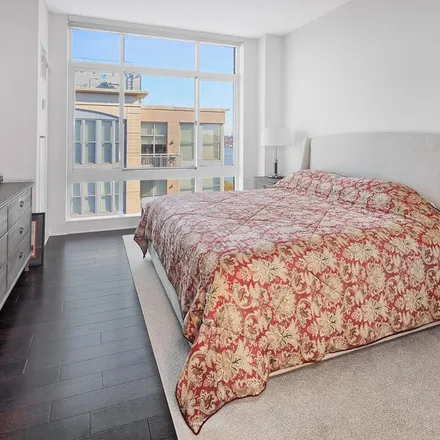 Rent this 3 bed apartment on Hoboken Vets Animal Clinic in 1160 Maxwell Lane, Hoboken