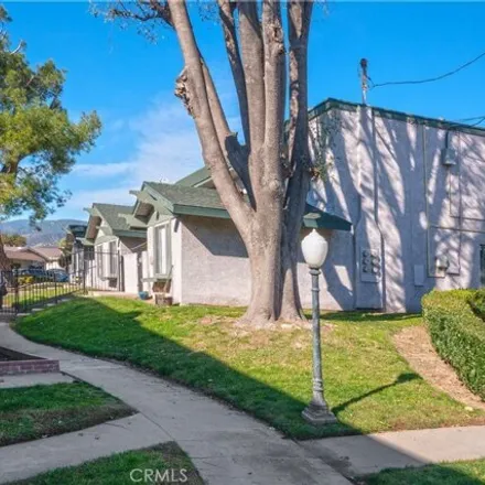 Image 5 - unnamed road, San Bernardino, CA 92404, USA - House for sale