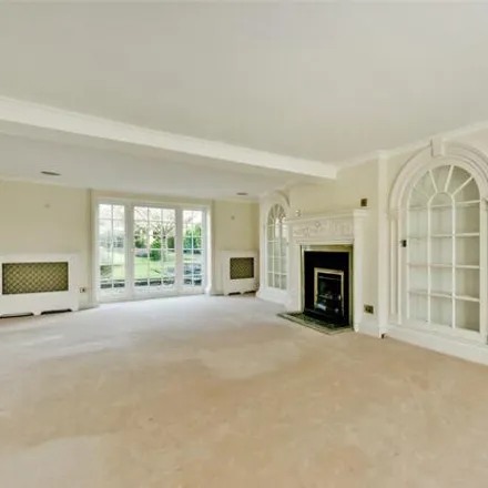Image 4 - unnamed road, Gerrards Cross, SL9 7QS, United Kingdom - House for sale