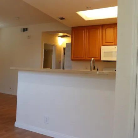 Buy this 1 bed condo on 30603 Union City Boulevard in Union City, CA 94587