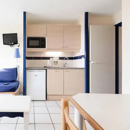 Image 4 - 85440 Talmont-Saint-Hilaire, France - Apartment for rent