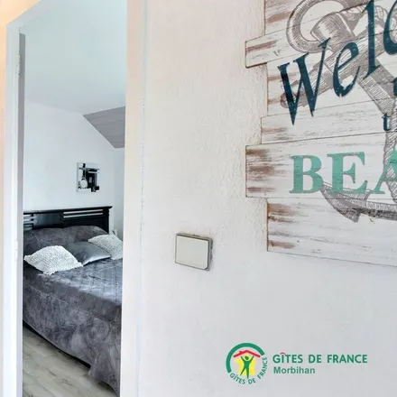Rent this 2 bed house on Avenue de la Baie d’Abraham in 56640 Arzon, France