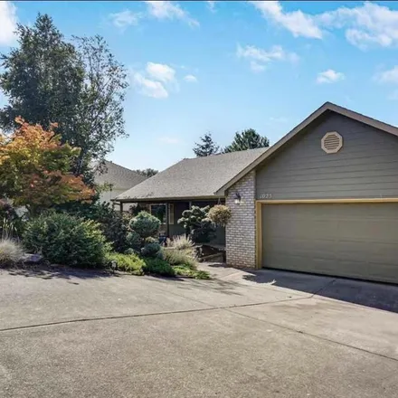 Buy this 3 bed house on 1023 Limelight Avenue Northwest in Salem, OR 97304