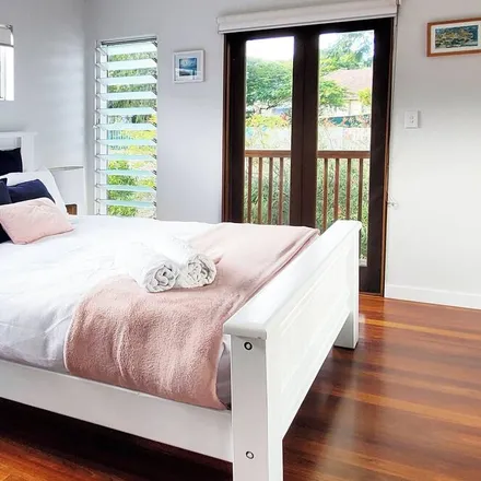 Rent this 2 bed house on Yeronga in Fairfield Road, Yeronga QLD 4104